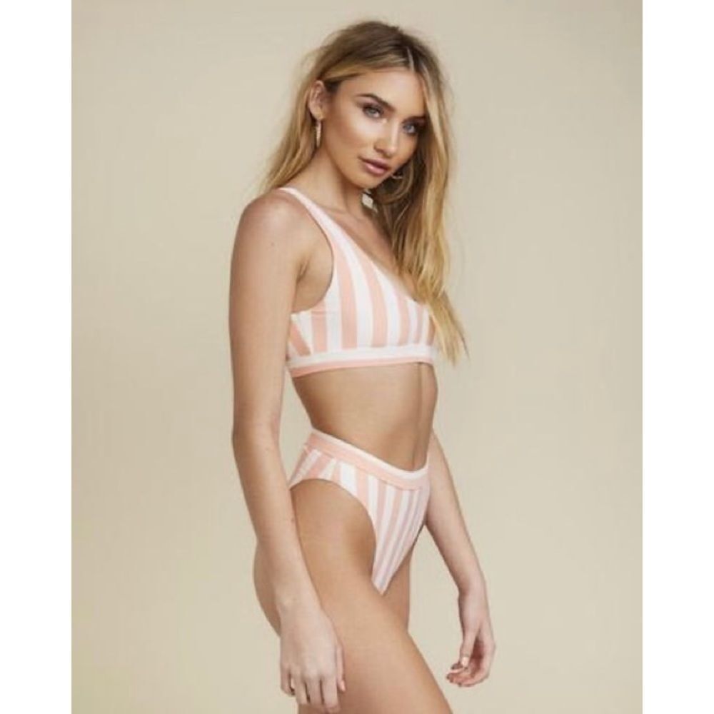 Dippin' Daisy's - Kylie Sporty Bikini - Coral Stripes